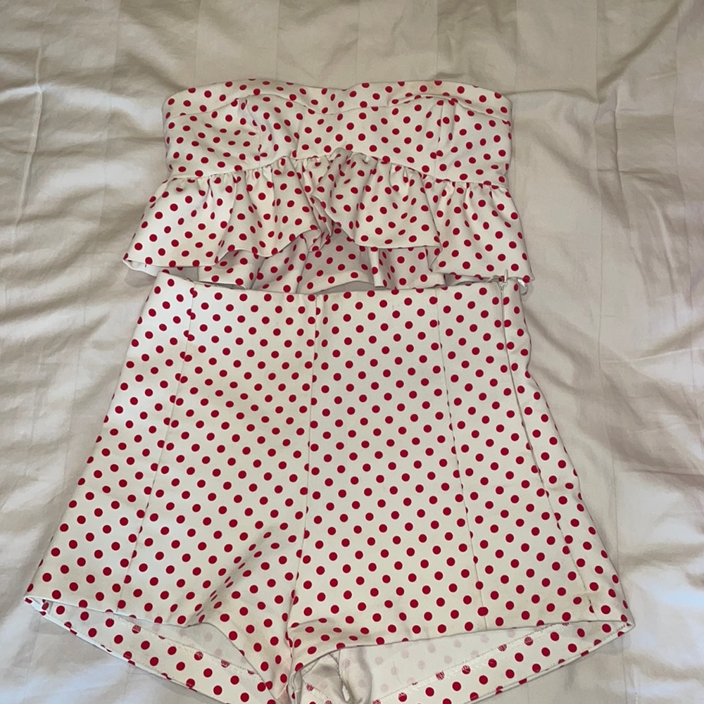 Red and white zara set size small
